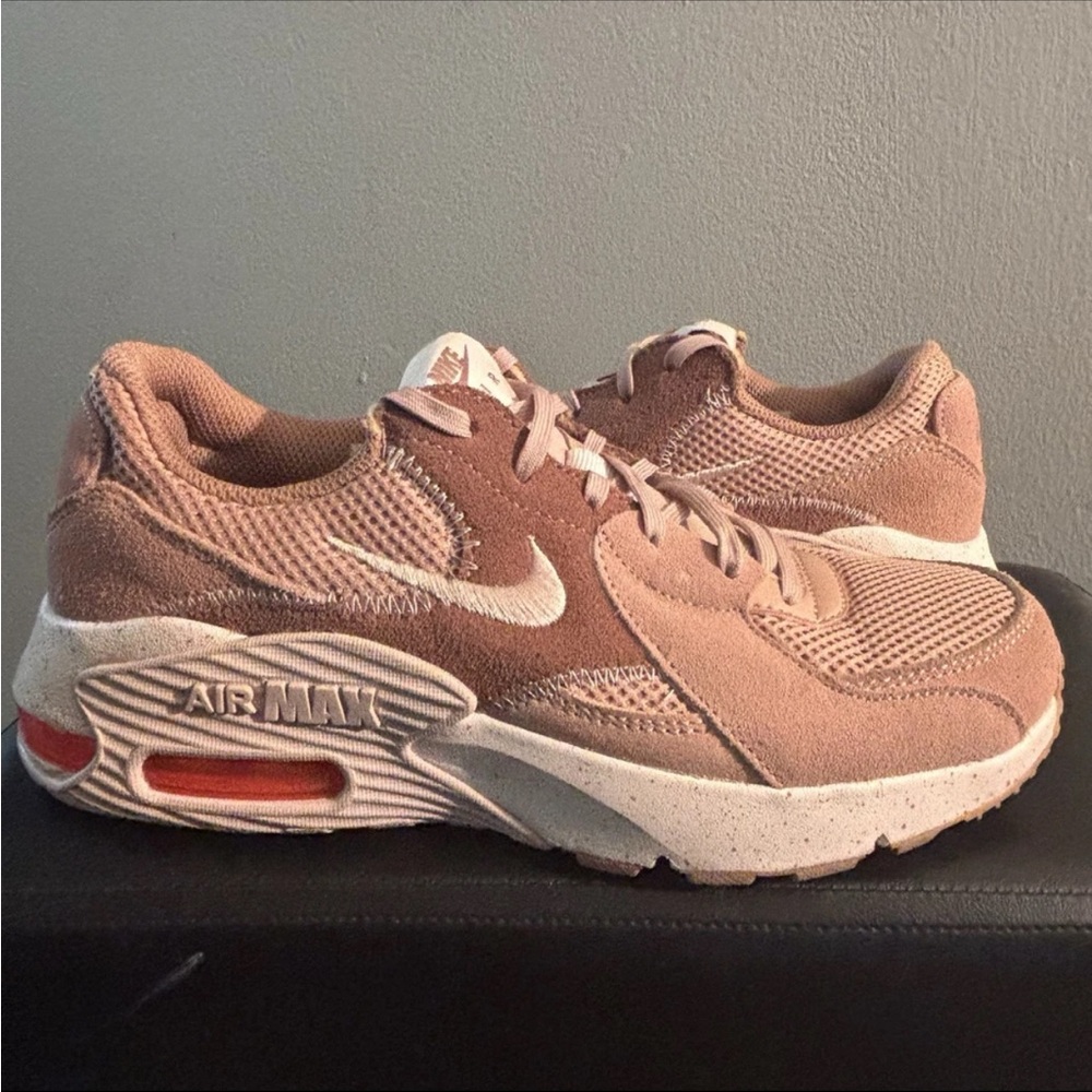 Nike Women's Air Max Excee Sneakers - Pink size 8.5